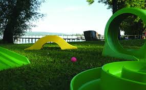 Me to You 2023 - Mini Golf Multicolor con Obstáculos