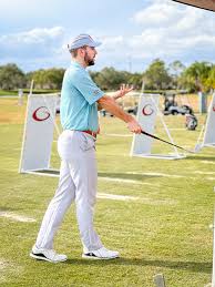 Escuelas de Golf en un Solo Plano | Graves Golf