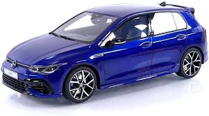 Otto Mobile - Volkswagen Golf VIII R 2021 a Escala 1/18