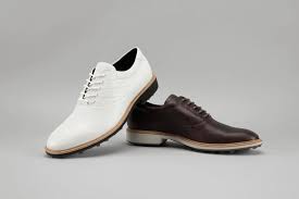 Primera Impresión: Zapatillas de Golf ECCO Classic Hybrid Sin Clavos