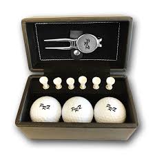 Juego de Regalo: 3 Bolas de Golf Personalizadas en Estuche